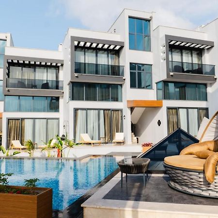 Del Mare Park Hotel Кирения Екстериор снимка