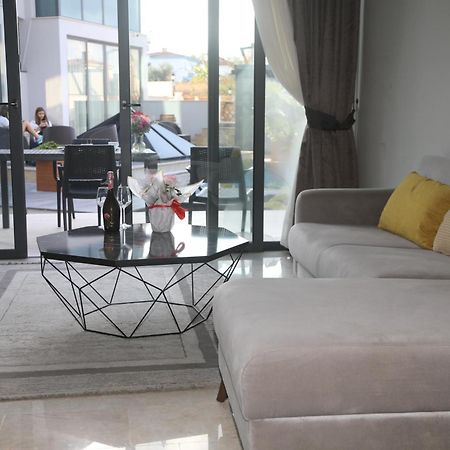 Del Mare Park Hotel Кирения Екстериор снимка