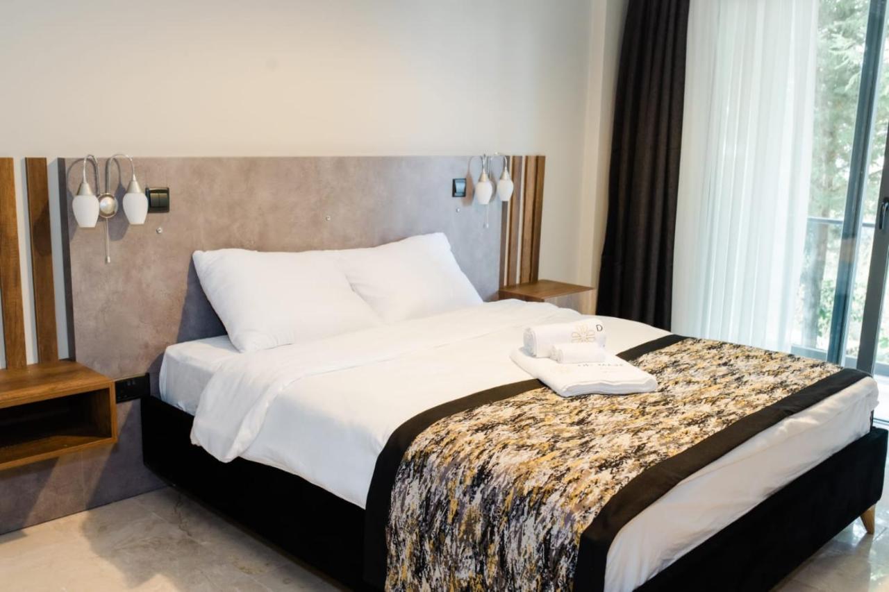 Del Mare Park Hotel Кирения Екстериор снимка